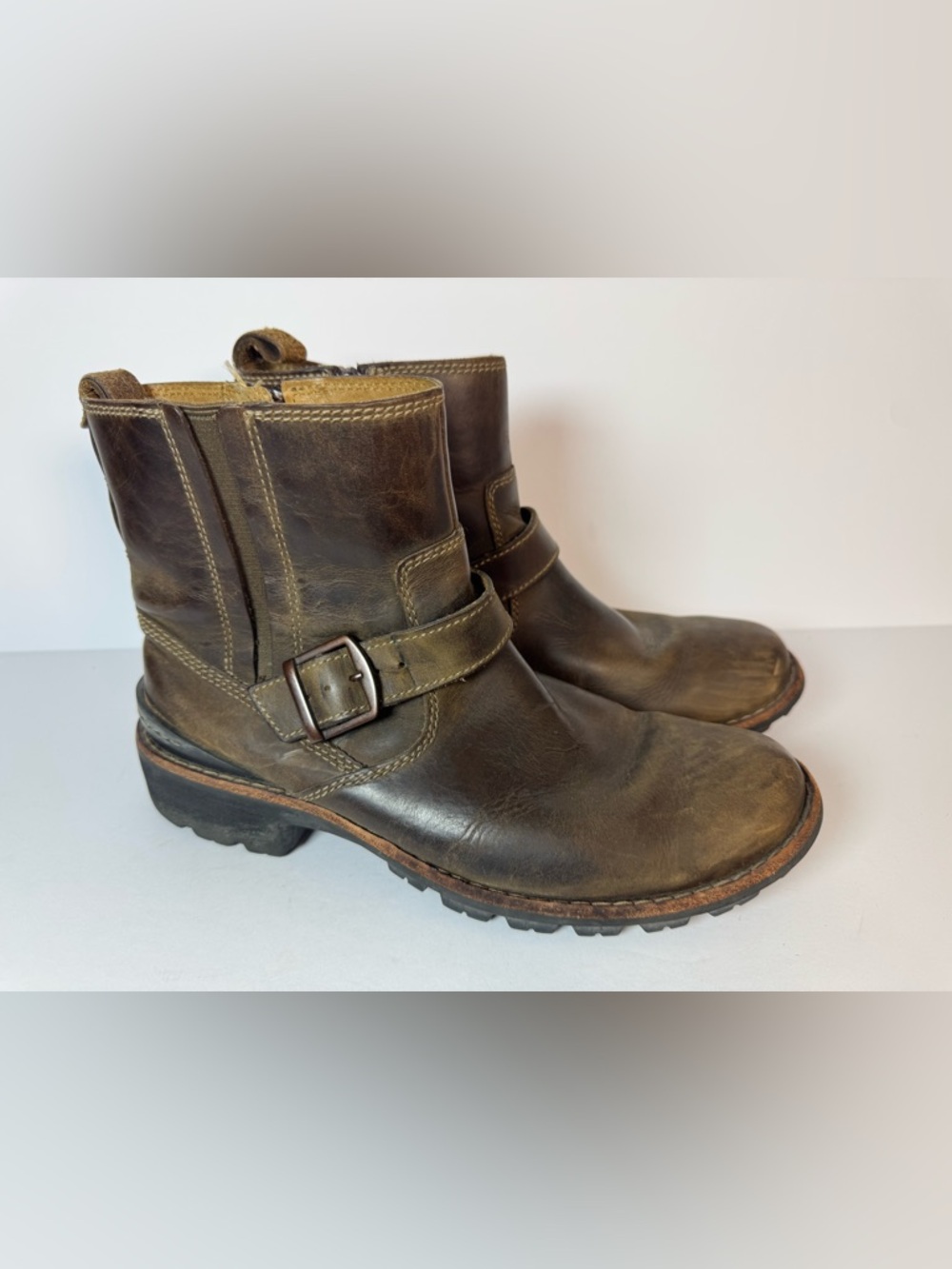 Clark’s brown leather engineer moto boot size 7.5 M